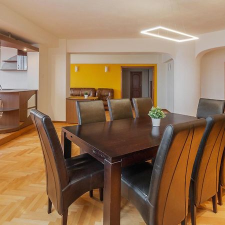 Apartmán Scala Flat Oradea Exteriér fotografie